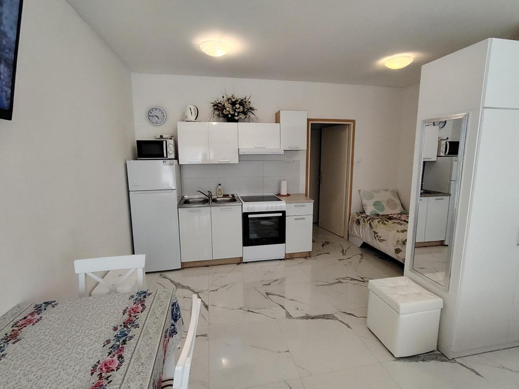 Studio-Apartman Ella Porec Exterior photo